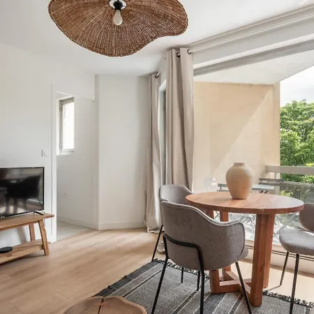 L'hotel De Jc - Chu * Meylan